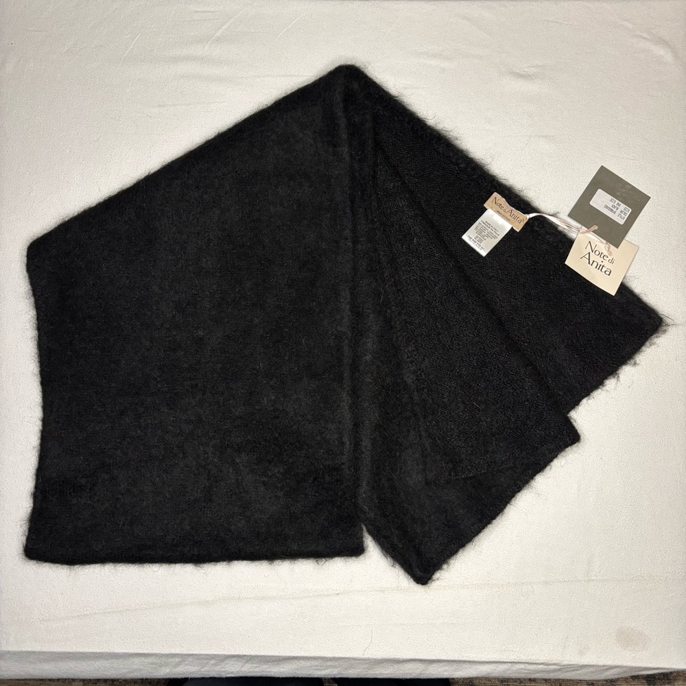 NWT Note Di Anita Soft Wool/Mohair Blend Scarf 13x36” Black Luxury Italian Made.